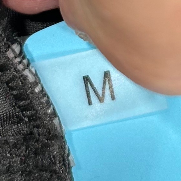 Popvil NWT Black Ribbed One Piece V-Neck Cut Out Front Swimsuit Size M - Picture 7 of 9